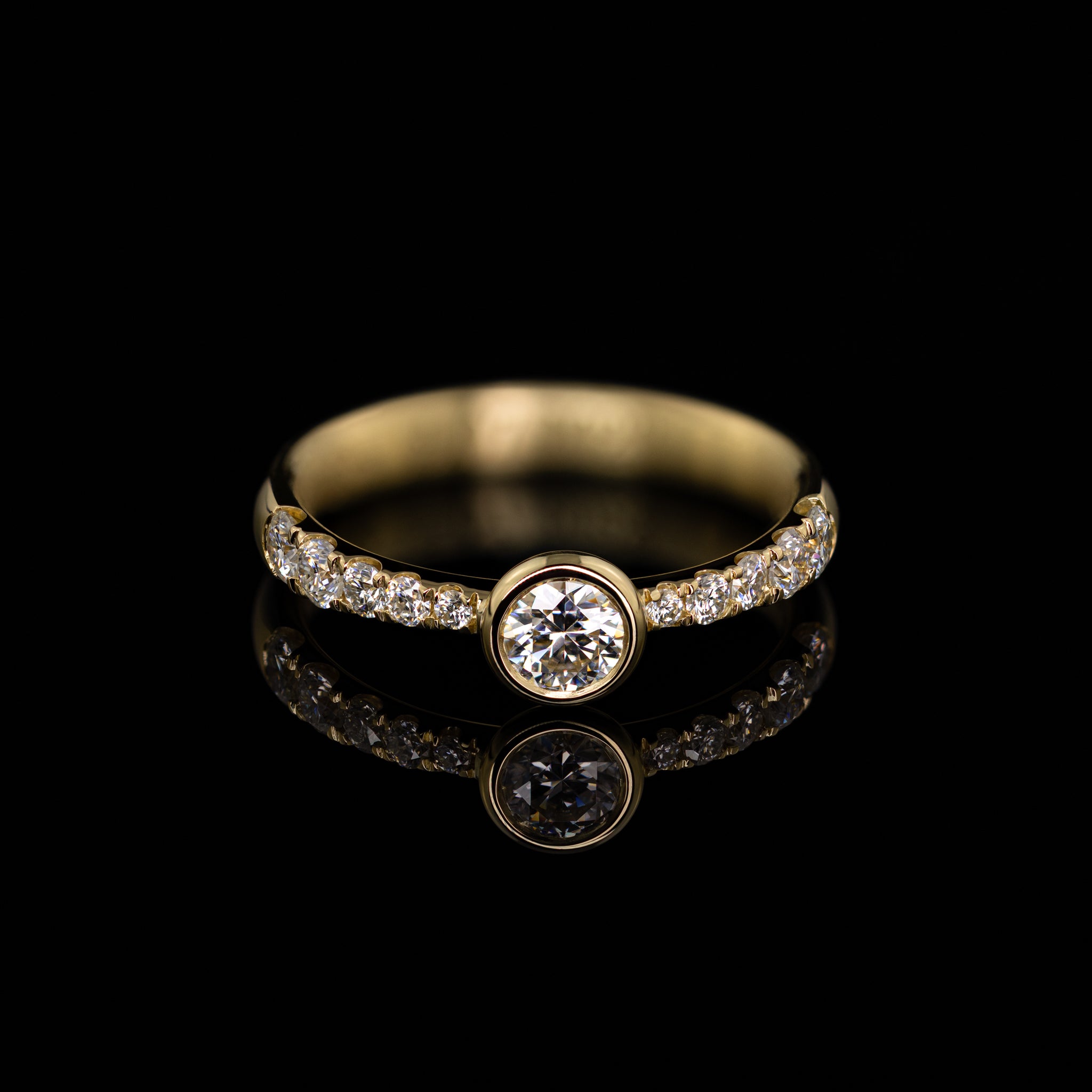 Goldzeit Ring, Modell "Nicola"
