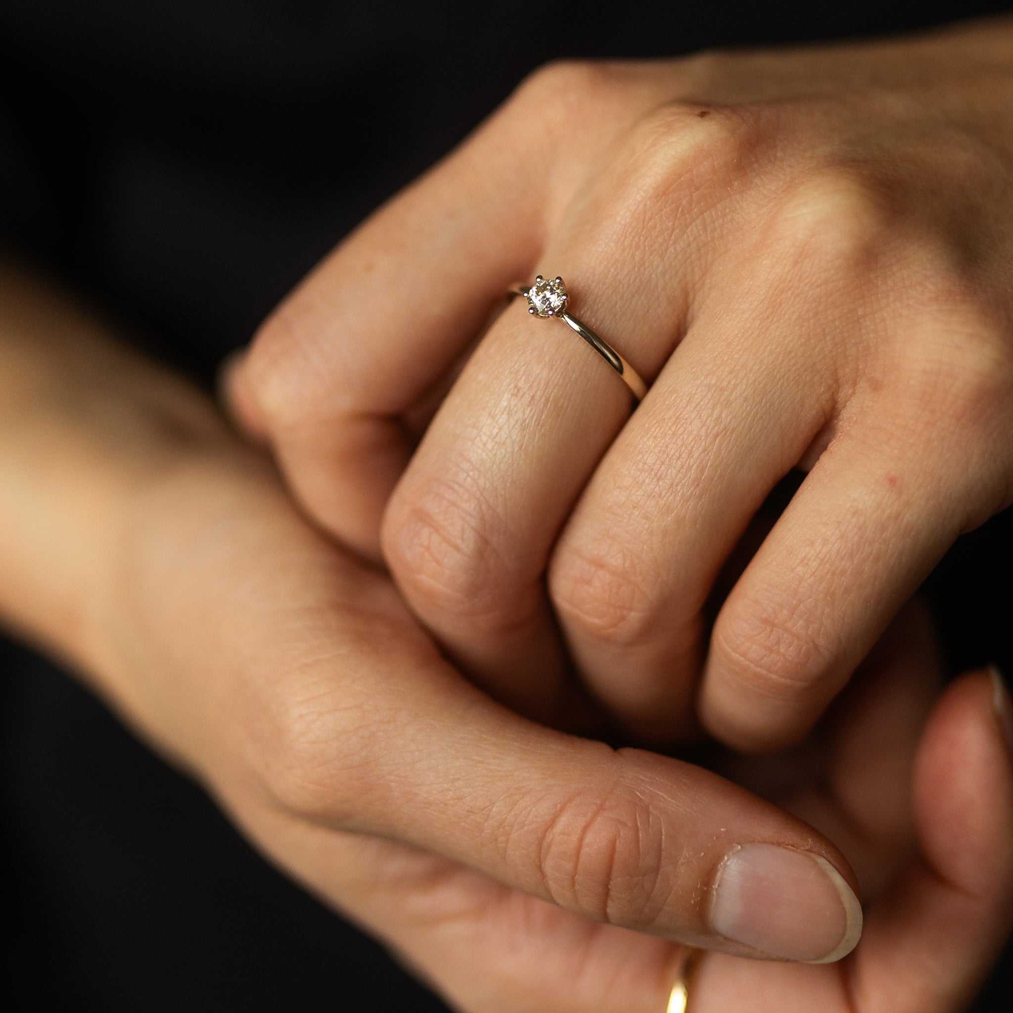 Goldzeit Ring, Modell "Dilara"